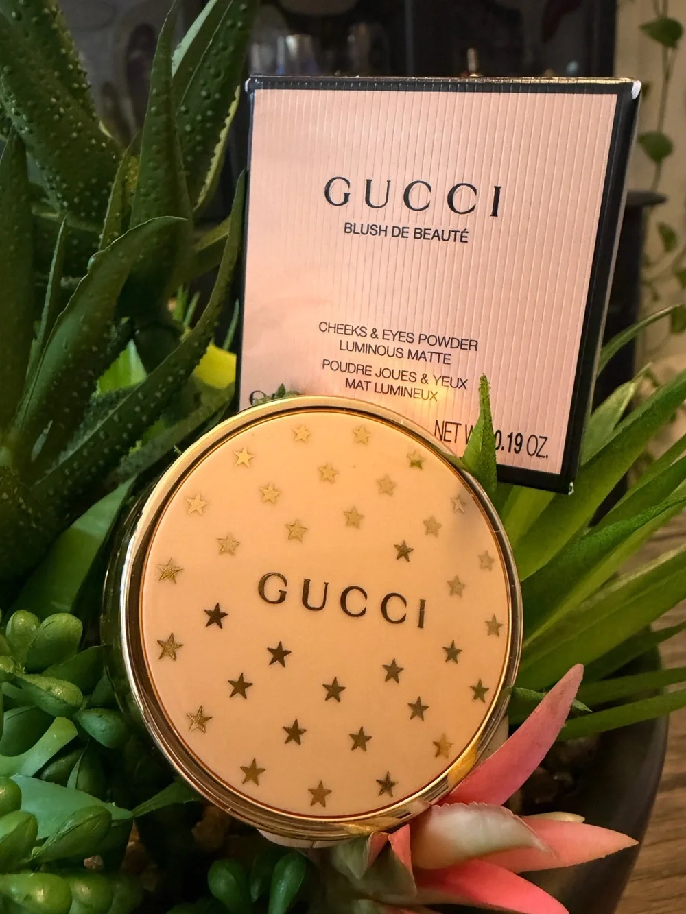 GUCCI BLUSH DE BEAUTÉ CHEEKS & EYES POWDER LUMINOUS MATTE- Silky Rose/01 - NIB